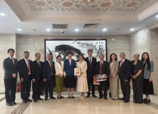 多伦多华联总会代表团成功拜访中国多级侨务部门,为构建中加新型战略伙伴关系贡献“侨”力量